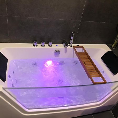 Suite Vitbanus Marbella Zewnętrze zdjęcie